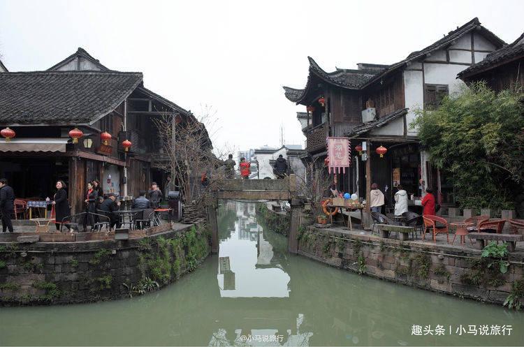 跑赢“黄金4分钟” 江西6所高校、6大风景区获赠30台AED